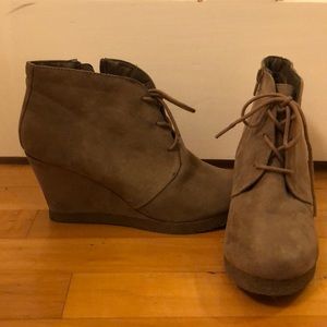 Wedge lace up heels